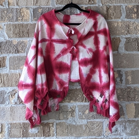 NWOT Arrte Seda Tie Dye Star Ikat Shawl Scarf - Picture 1 of 7